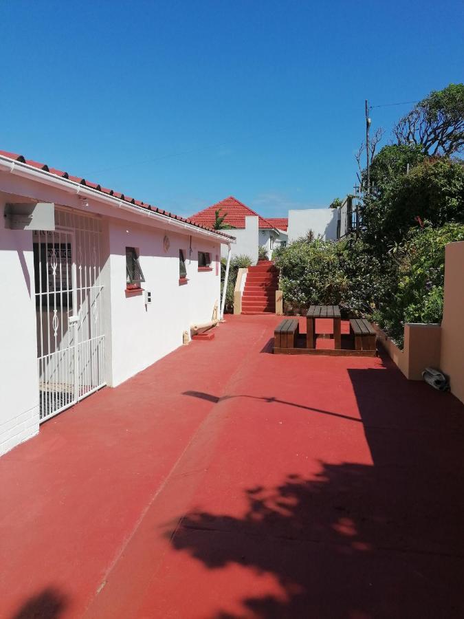 Hôtel The Whitehouse à Port Shepstone Extérieur photo