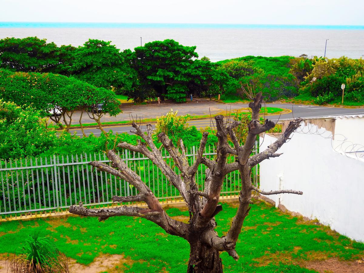 Hôtel The Whitehouse à Port Shepstone Extérieur photo
